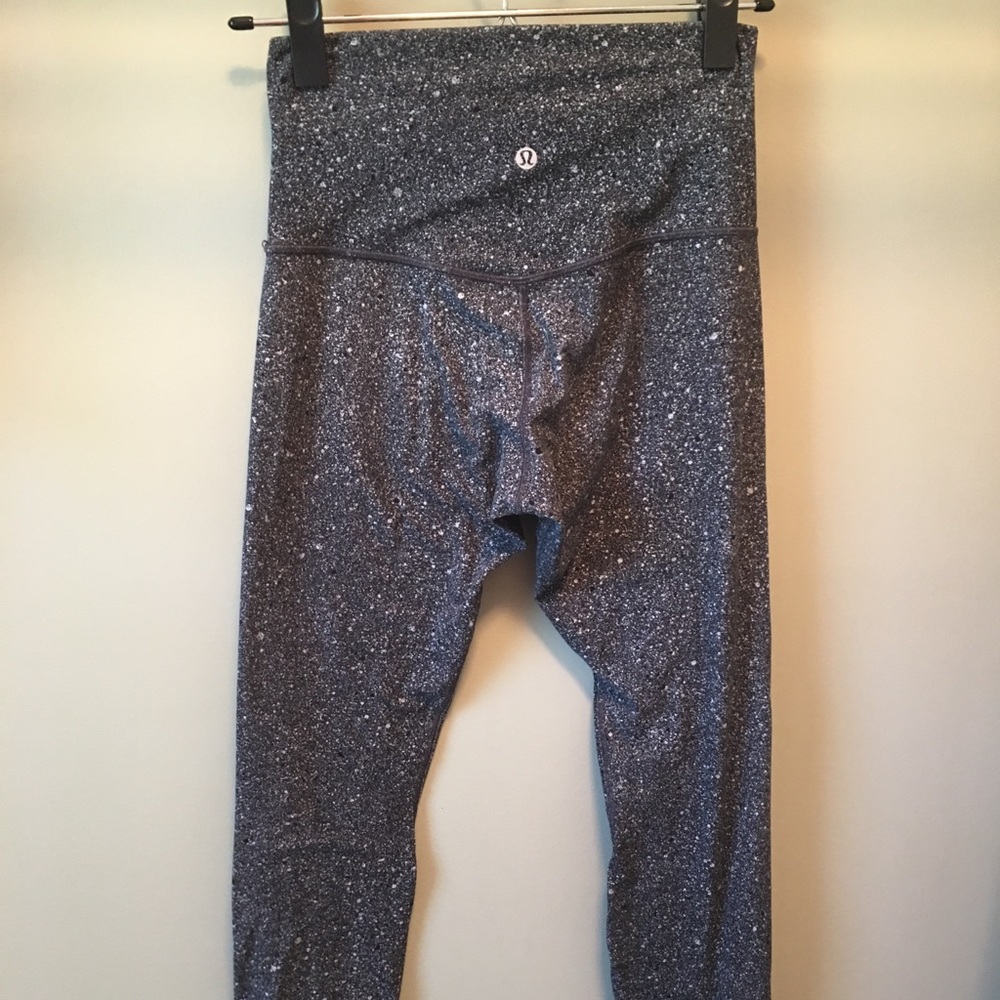 Lululemon Align Luminescent, size 4